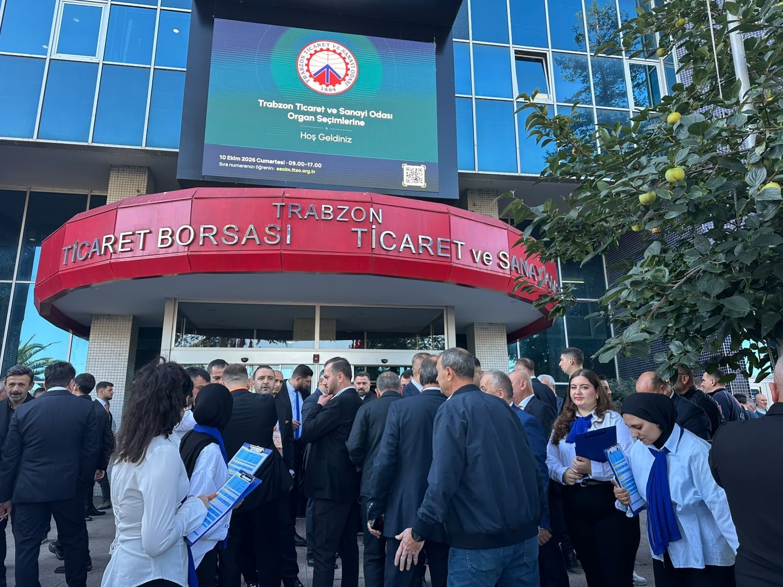 ERKUT ÇELEBİ “KAZANAN ARKADAŞLAR ADINA MUTLUYUZ”DEDİ